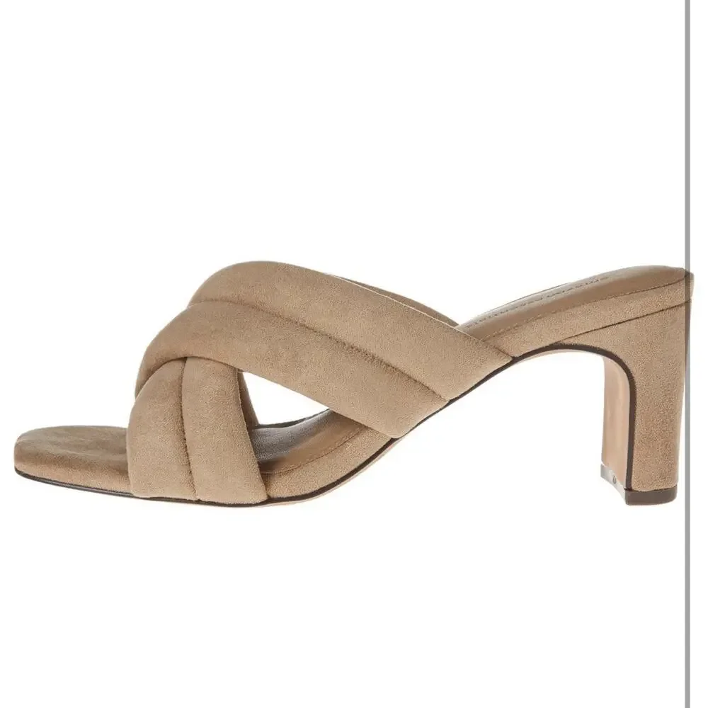 Amazon Essentials Women’s Heeled Sandals Beige Faux Microsuede US Size 13 New